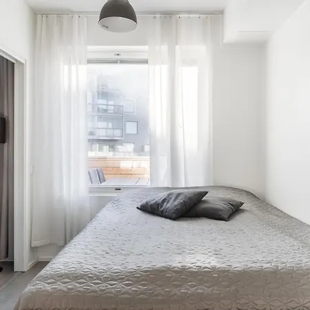 Aurajoen Tuntumassa Sijaitseva Moderni Uudisasunto! Turku