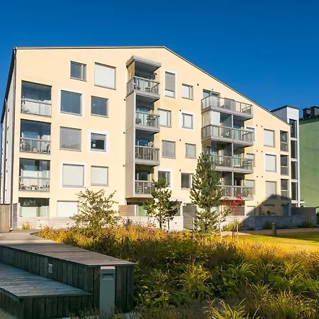 Aurajoen Tuntumassa Sijaitseva Moderni Uudisasunto! * Turku